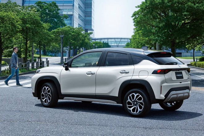 Suzuki Fronx ra mắt Thái Lan vào tháng 9, hứa hẹn về Việt Nam cùng dịp: Máy hybrid nhẹ, nhiều 'đồ chơi' trong phân khúc- Ảnh 8. Suzuki Fronx ra mắt Thái Lan vào tháng 9, hứa hẹn về Việt Nam cùng dịp: Máy hybrid nhẹ, nhiều 'đồ chơi' trong phân khúc- Ảnh 8.