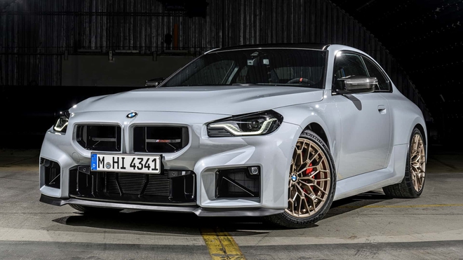 BMW M2 2026 ra bản hiệu năng cao: Mạnh tới 523 mã lực, nhẹ hơn bản tiêu chuẩn, bứt tốc chưa tới 4 giây- Ảnh 2. BMW M2 2026 ra bản hiệu năng cao: Mạnh tới 523 mã lực, nhẹ hơn bản tiêu chuẩn, bứt tốc chưa tới 4 giây- Ảnh 2.