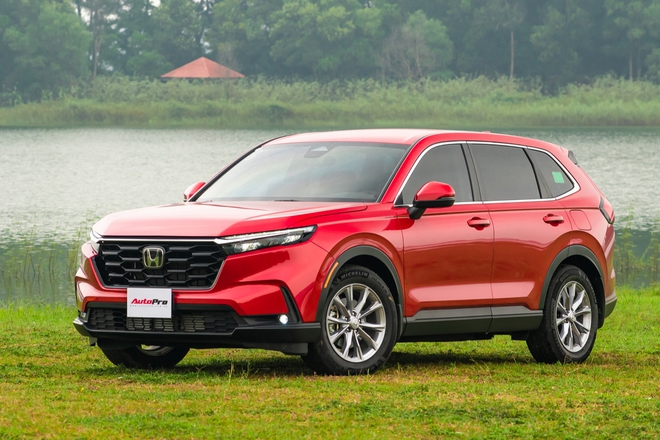 Chọn Skoda Karoq hay Honda CR-V cùng giá khoảng 1,1 tỷ đồng, bảng này sẽ giúp bạn thấy rõ sự khác biệt về kích thước, công nghệ- Ảnh 2. Chọn Skoda Karoq hay Honda CR-V cùng giá khoảng 1,1 tỷ đồng, bảng này sẽ giúp bạn thấy rõ sự khác biệt về kích thước, công nghệ- Ảnh 2.