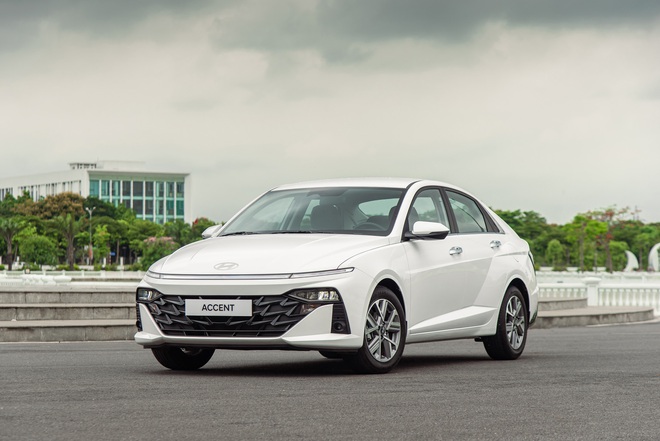 Ngày này năm xưa: Hyundai Accent thế hệ mới ra mắt, vẫn là đầu tàu của hãng nhưng đang bị City, Vios vượt mặt- Ảnh 5. Ngày này năm xưa: Hyundai Accent thế hệ mới ra mắt, vẫn là đầu tàu của hãng nhưng đang bị City, Vios vượt mặt- Ảnh 5.