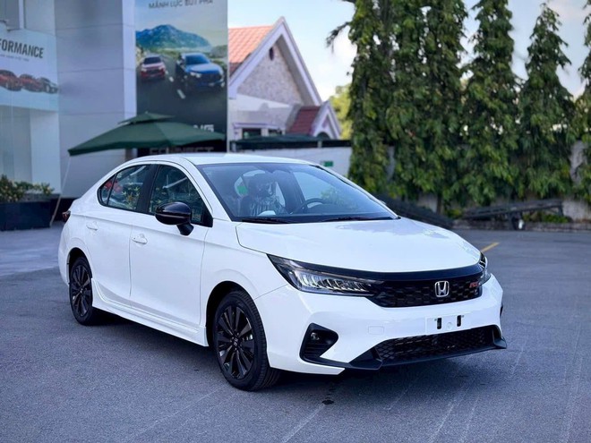 Hàng loạt xe Honda được giảm giá hàng chục triệu đồng: Cả mẫu bán chạy, mẫu mới ra mắt cũng không ngoại lệ- Ảnh 2. Hàng loạt xe Honda được giảm giá hàng chục triệu đồng: Cả mẫu bán chạy, mẫu mới ra mắt cũng không ngoại lệ- Ảnh 2.