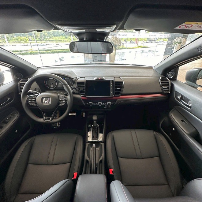 Hàng loạt xe Honda được giảm giá hàng chục triệu đồng: Cả mẫu bán chạy, mẫu mới ra mắt cũng không ngoại lệ- Ảnh 4. Hàng loạt xe Honda được giảm giá hàng chục triệu đồng: Cả mẫu bán chạy, mẫu mới ra mắt cũng không ngoại lệ- Ảnh 4.
