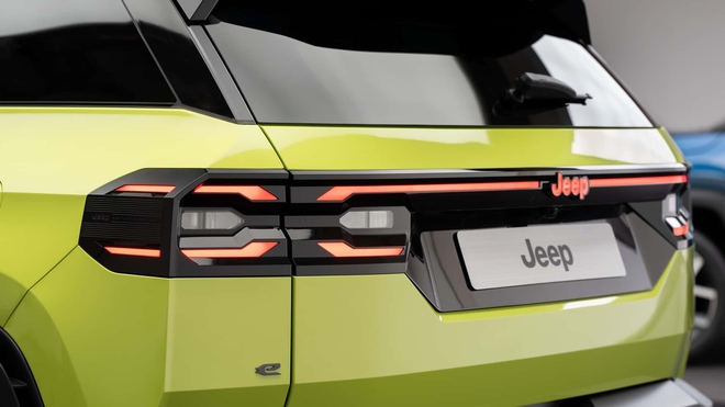 Jeep Compass 2026 - SUV chung gầm Peugeot 3008, mạnh 375hp, có thể chạy Hà Nội - Huế chỉ cần một lần sạc- Ảnh 7. Jeep Compass 2026 - SUV chung gầm Peugeot 3008, mạnh 375hp, có thể chạy Hà Nội - Huế chỉ cần một lần sạc- Ảnh 7.
