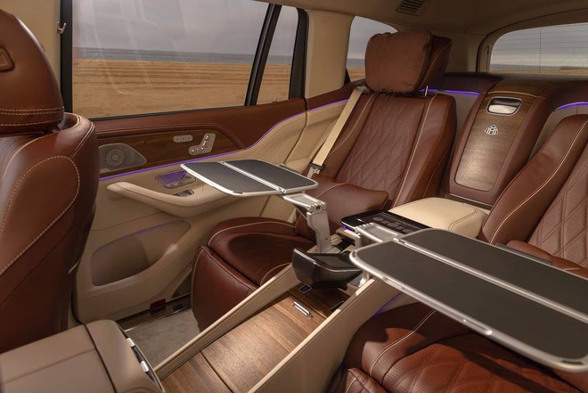 Lộ diện 3 mẫu xe Mercedes-Benz ra mắt tháng sau: Có SUV hạng sang đến siêu sang và xe thể thao hiệu suất cao- Ảnh 10. Lộ diện 3 mẫu xe Mercedes-Benz ra mắt tháng sau: Có SUV hạng sang đến siêu sang và xe thể thao hiệu suất cao- Ảnh 10.