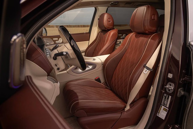 Lộ diện 3 mẫu xe Mercedes-Benz ra mắt tháng sau: Có SUV hạng sang đến siêu sang và xe thể thao hiệu suất cao- Ảnh 9. Lộ diện 3 mẫu xe Mercedes-Benz ra mắt tháng sau: Có SUV hạng sang đến siêu sang và xe thể thao hiệu suất cao- Ảnh 9.