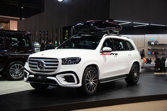 Lộ diện 3 mẫu xe Mercedes-Benz ra mắt tháng sau: Có SUV hạng sang đến siêu sang và xe thể thao hiệu suất cao- Ảnh 2. Lộ diện 3 mẫu xe Mercedes-Benz ra mắt tháng sau: Có SUV hạng sang đến siêu sang và xe thể thao hiệu suất cao- Ảnh 2.