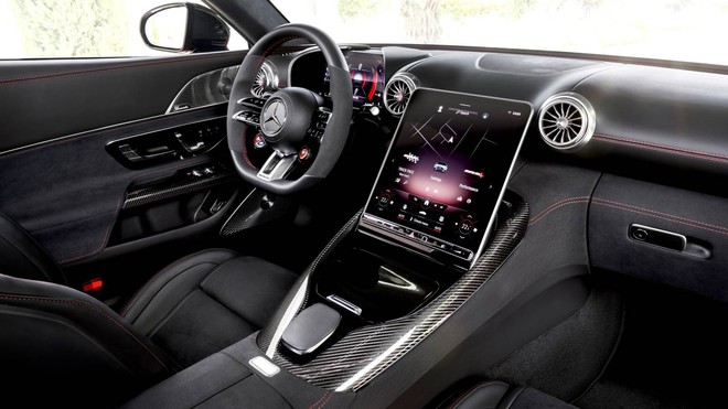 Lộ diện 3 mẫu xe Mercedes-Benz ra mắt tháng sau: Có SUV hạng sang đến siêu sang và xe thể thao hiệu suất cao- Ảnh 14. Lộ diện 3 mẫu xe Mercedes-Benz ra mắt tháng sau: Có SUV hạng sang đến siêu sang và xe thể thao hiệu suất cao- Ảnh 14.