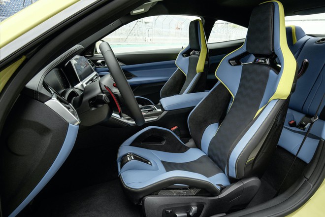 BMW M3, M4 đời mới chính hãng đầu tiên về Việt Nam: Mạnh hơn 500hp, màu cực nổi, riêng option đã tới 1,4 tỷ đồng- Ảnh 14. BMW M3, M4 đời mới chính hãng đầu tiên về Việt Nam: Mạnh hơn 500hp, màu cực nổi, riêng option đã tới 1,4 tỷ đồng- Ảnh 14.