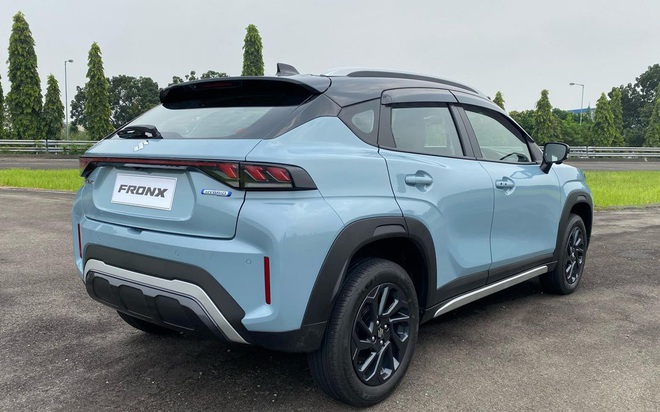 Suzuki Fronx bán tại Việt Nam mà trang bị thế này thì làm khó Raize, Sonet: Có HUD, camera 360, hybrid, nhiều tính năng ADAS độc nhất phân khúc- Ảnh 6. Suzuki Fronx bán tại Việt Nam mà trang bị thế này thì làm khó Raize, Sonet: Có HUD, camera 360, hybrid, nhiều tính năng ADAS độc nhất phân khúc- Ảnh 6.