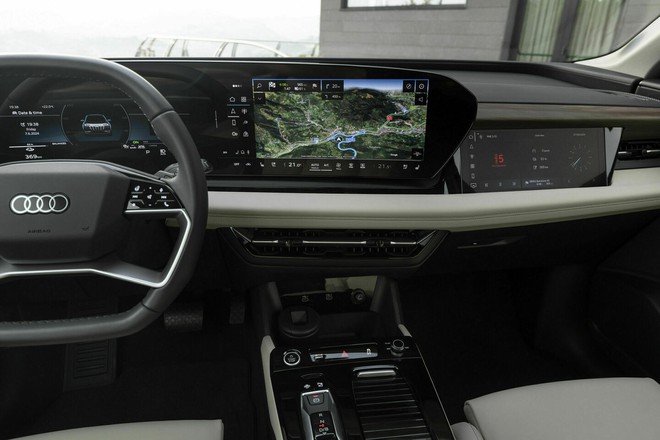 Audi Q6 e-tron giá dự kiến 3,099 tỷ tại Việt Nam: Nhiều màn hình lớn, chạy 625km/sạc, đấu iX3 bằng giá rẻ hơn gần 500 triệu đồng- Ảnh 6. Audi Q6 e-tron giá dự kiến 3,099 tỷ tại Việt Nam: Nhiều màn hình lớn, chạy 625km/sạc, đấu iX3 bằng giá rẻ hơn gần 500 triệu đồng- Ảnh 6.