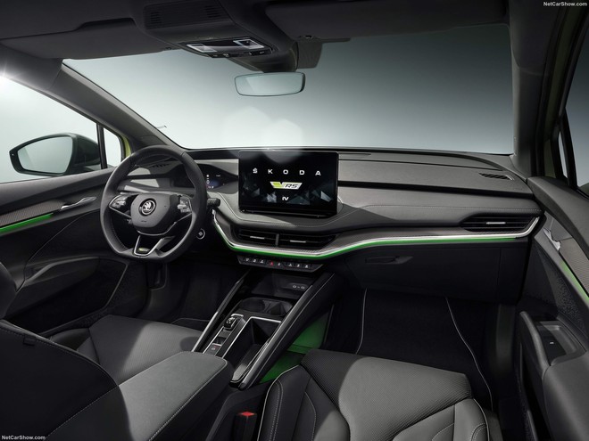 Skoda Enyaq tiếp tục lộ diện tại Việt Nam: Là bản cao nhất, động cơ điện mạnh 340 mã lực, chạy 542km/sạc, có biến thể SUV coupe, không phải thế hệ mới nhất- Ảnh 16. Skoda Enyaq tiếp tục lộ diện tại Việt Nam: Là bản cao nhất, động cơ điện mạnh 340 mã lực, chạy 542km/sạc, có biến thể SUV coupe, không phải thế hệ mới nhất- Ảnh 16.