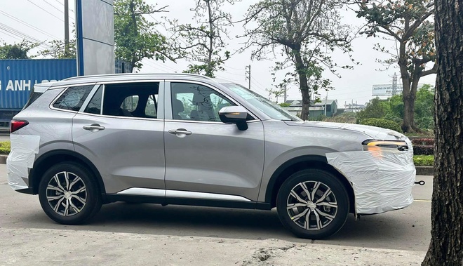 Ford Territoty lần đầu bán vượt Mazda CX-5 trong năm 2025, rộng cửa đứng đầu phân khúc- Ảnh 5. Ford Territoty lần đầu bán vượt Mazda CX-5 trong năm 2025, rộng cửa đứng đầu phân khúc- Ảnh 5.