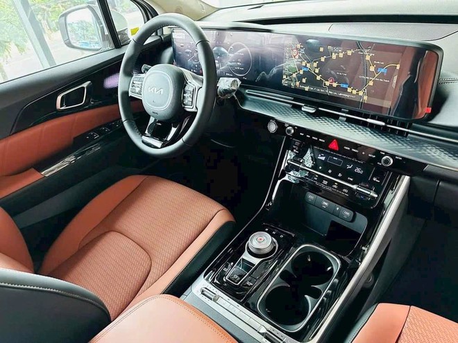 Kia Carnival bản xăng cao nhất giảm tới 210 triệu đồng tại đại lý, giá thực tế còn 1,549 tỷ đồng nhưng phải đánh đổi 1 thứ- Ảnh 5. Kia Carnival bản xăng cao nhất giảm tới 210 triệu đồng tại đại lý, giá thực tế còn 1,549 tỷ đồng nhưng phải đánh đổi 1 thứ- Ảnh 5.