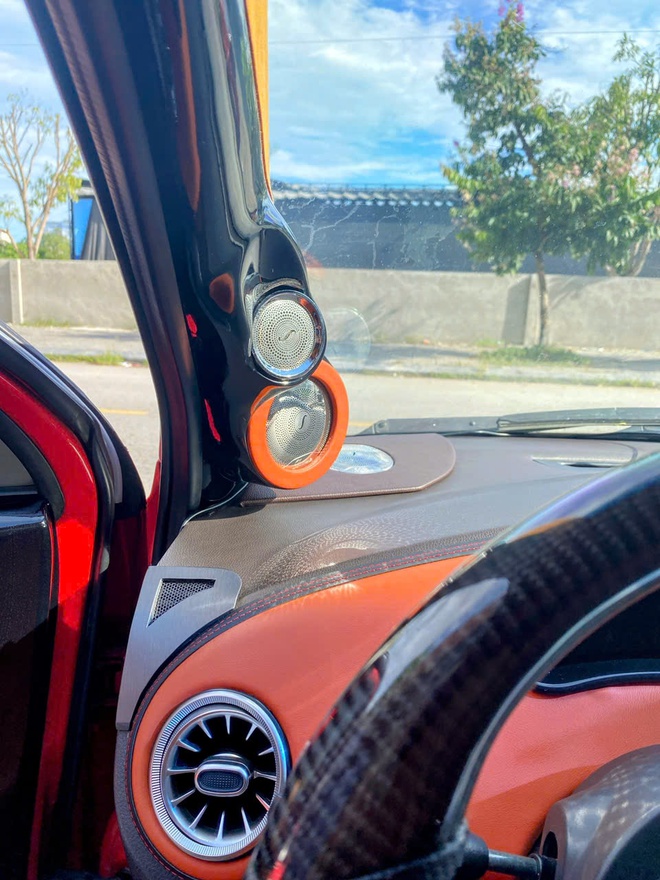 Cận cảnh Chevrolet Spark độ hết 150 triệu đồng: Vô-lăng AMG G63 giá 25 triệu đồng, cửa gió điều hòa Mercedes-Benz 6 triệu, mất 1 năm mới hoàn thành- Ảnh 7. Cận cảnh Chevrolet Spark độ hết 150 triệu đồng: Vô-lăng AMG G63 giá 25 triệu đồng, cửa gió điều hòa Mercedes-Benz 6 triệu, mất 1 năm mới hoàn thành- Ảnh 7.
