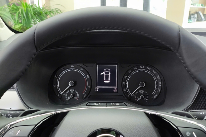 Ảnh thực tế 2 bản Skoda Kushaq tại Việt Nam: Giá dự kiến từ dưới 600 triệu đồng, ra mắt tháng này cạnh tranh Xforce, Creta- Ảnh 15. Ảnh thực tế 2 bản Skoda Kushaq tại Việt Nam: Giá dự kiến từ dưới 600 triệu đồng, ra mắt tháng này cạnh tranh Xforce, Creta- Ảnh 15.