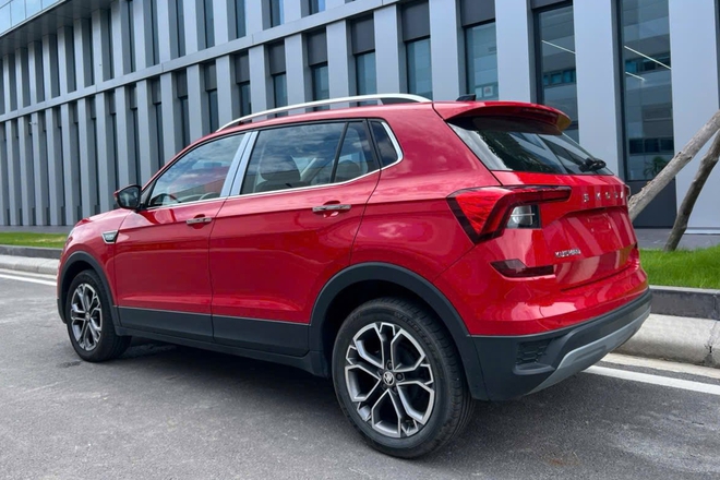 Ảnh thực tế 2 bản Skoda Kushaq tại Việt Nam: Giá dự kiến từ dưới 600 triệu đồng, ra mắt tháng này cạnh tranh Xforce, Creta- Ảnh 8. Ảnh thực tế 2 bản Skoda Kushaq tại Việt Nam: Giá dự kiến từ dưới 600 triệu đồng, ra mắt tháng này cạnh tranh Xforce, Creta- Ảnh 8.