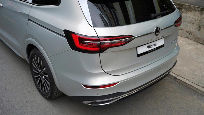 VW Viloran, Teramont X tăng giá mạnh tại Việt Nam, người mua vẫn tiết kiệm được trăm triệu nếu chọn đánh đổi một điều- Ảnh 8. VW Viloran, Teramont X tăng giá mạnh tại Việt Nam, người mua vẫn tiết kiệm được trăm triệu nếu chọn đánh đổi một điều- Ảnh 8.