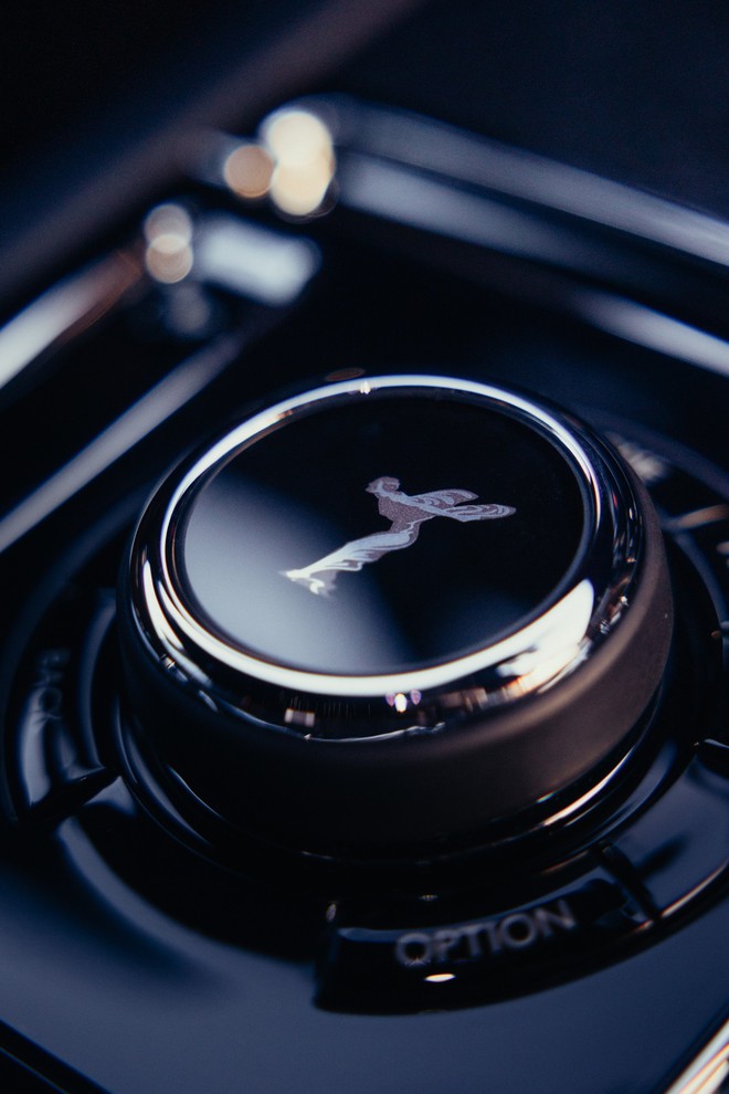 Tôi lái Rolls-Royce Spectre trên đường đua Nhật: Trải nghiệm ‘dễ dàng’ mà giàu cảm xúc- Ảnh 32. Tôi lái Rolls-Royce Spectre trên đường đua Nhật: Trải nghiệm ‘dễ dàng’ mà giàu cảm xúc- Ảnh 32.