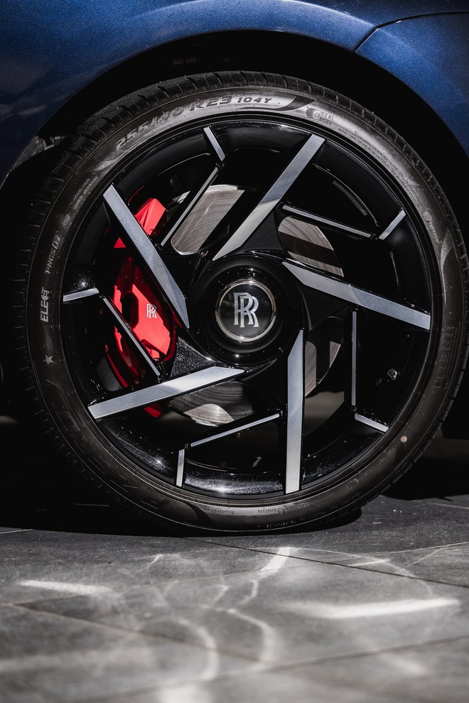 Tôi lái Rolls-Royce Spectre trên đường đua Nhật: Trải nghiệm ‘dễ dàng’ mà giàu cảm xúc- Ảnh 27. Tôi lái Rolls-Royce Spectre trên đường đua Nhật: Trải nghiệm ‘dễ dàng’ mà giàu cảm xúc- Ảnh 27.