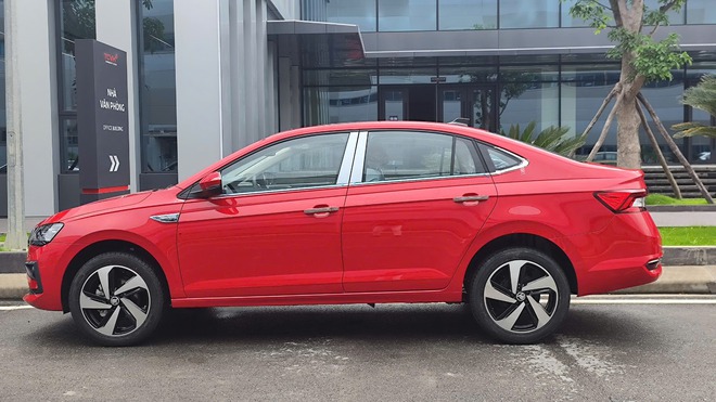 Skoda Slavia lộ 4 bản trước khi ra mắt Việt Nam: Giá tạm tính từ 450 triệu đồng, 2 màn hình lớn, máy turbo, gầm cao vượt hẳn Vios, Accent- Ảnh 3.