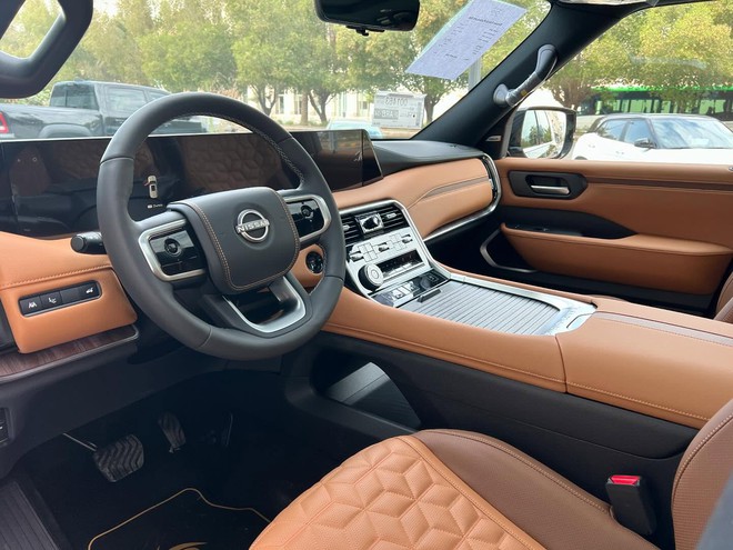 Đại lý chấp nhận trả cọc Nissan Patrol, vẫn để ngỏ khả năng xe về nước, nhưng có khách 'nản lòng' quay sang mua xe khác- Ảnh 3. Đại lý chấp nhận trả cọc Nissan Patrol, vẫn để ngỏ khả năng xe về nước, nhưng có khách 'nản lòng' quay sang mua xe khác- Ảnh 3.