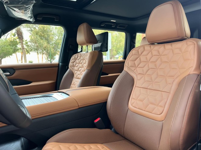 Đại lý chấp nhận trả cọc Nissan Patrol, vẫn để ngỏ khả năng xe về nước, nhưng có khách 'nản lòng' quay sang mua xe khác- Ảnh 4. Đại lý chấp nhận trả cọc Nissan Patrol, vẫn để ngỏ khả năng xe về nước, nhưng có khách 'nản lòng' quay sang mua xe khác- Ảnh 4.