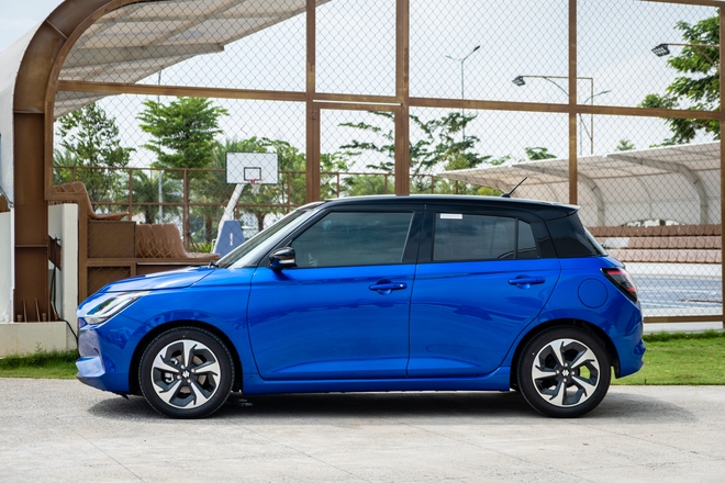 Chọn Suzuki Swift hay Mazda2 cho chị em với mức chênh 25 triệu đồng, bảng này sẽ giúp bạn tham khảo để dễ đưa ra quyết định- Ảnh 16. Chọn Suzuki Swift hay Mazda2 cho chị em với mức chênh 25 triệu đồng, bảng này sẽ giúp bạn tham khảo để dễ đưa ra quyết định- Ảnh 16.