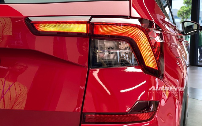 Skoda Kushaq ra mắt Việt Nam: Giá từ 599 triệu đồng, 2 bản, trang bị nội thất xịn, bản 'base' có ADAS cạnh tranh Yaris Cross, Xforce- Ảnh 6. Skoda Kushaq ra mắt Việt Nam: Giá từ 599 triệu đồng, 2 bản, trang bị nội thất xịn, bản 'base' có ADAS cạnh tranh Yaris Cross, Xforce- Ảnh 6.
