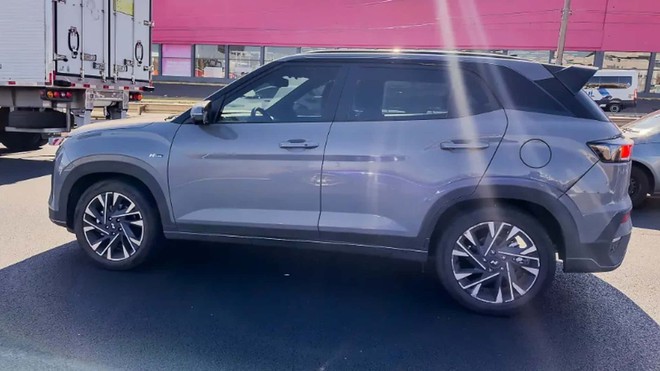 Hyundai Creta thêm tùy chọn động cơ mới: Gần 200 mã lực, mạnh nhất phân khúc nếu về Việt Nam- Ảnh 3. Hyundai Creta thêm tùy chọn động cơ mới: Gần 200 mã lực, mạnh nhất phân khúc nếu về Việt Nam- Ảnh 3.