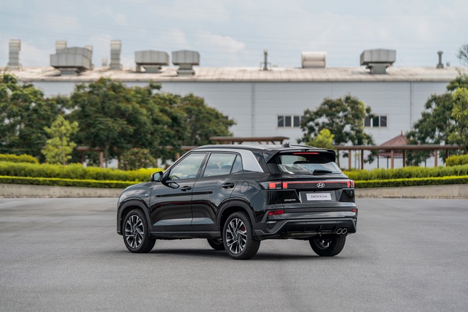 Hyundai Creta 2025 ra mắt Việt Nam: Giá từ 599 triệu đồng, thiết kế thay đổi từ ngoài vào trong, lần đầu có bản thể thao N Line, cạnh tranh Xforce- Ảnh 4. Hyundai Creta 2025 ra mắt Việt Nam: Giá từ 599 triệu đồng, thiết kế thay đổi từ ngoài vào trong, lần đầu có bản thể thao N Line, cạnh tranh Xforce- Ảnh 4.