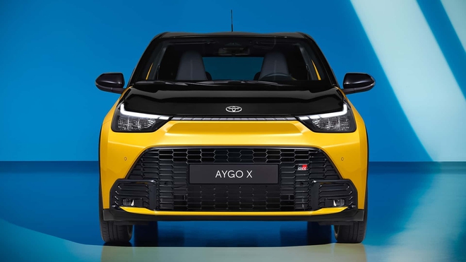 Toyota Aygo từng bán ở Việt Nam có bản nâng cấp: Thêm gói thể thao, động cơ hybrid tiêu thụ từ 3,8 lít/100km- Ảnh 4. Toyota Aygo từng bán ở Việt Nam có bản nâng cấp: Thêm gói thể thao, động cơ hybrid tiêu thụ từ 3,8 lít/100km- Ảnh 4.
