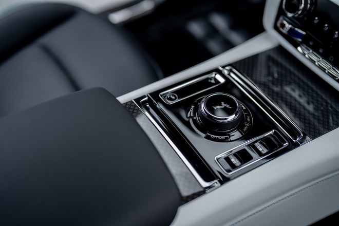 Rolls-Royce Black Badge - Cách khẳng định vị thế mới của giới siêu giàu- Ảnh 23. Rolls-Royce Black Badge - Cách khẳng định vị thế mới của giới siêu giàu- Ảnh 23.