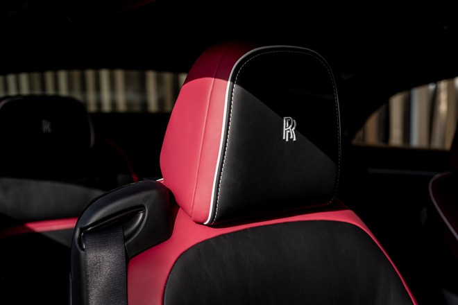 Rolls-Royce Black Badge - Cách khẳng định vị thế mới của giới siêu giàu- Ảnh 36. Rolls-Royce Black Badge - Cách khẳng định vị thế mới của giới siêu giàu- Ảnh 36.