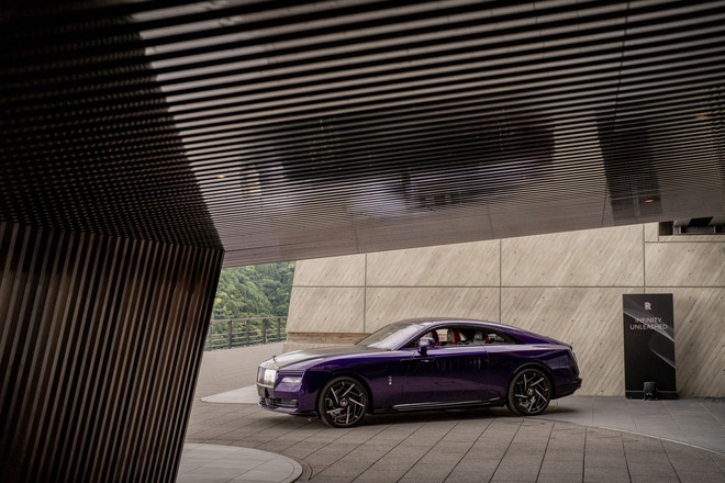 Rolls-Royce Black Badge - Cách khẳng định vị thế mới của giới siêu giàu- Ảnh 15. Rolls-Royce Black Badge - Cách khẳng định vị thế mới của giới siêu giàu- Ảnh 15.