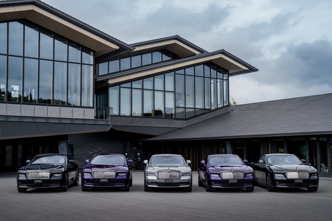Rolls-Royce Black Badge - Cách khẳng định vị thế mới của giới siêu giàu- Ảnh 4. Rolls-Royce Black Badge - Cách khẳng định vị thế mới của giới siêu giàu- Ảnh 4.