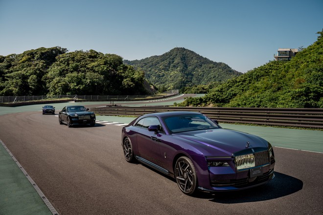 Rolls-Royce Black Badge - Cách khẳng định vị thế mới của giới siêu giàu- Ảnh 12. Rolls-Royce Black Badge - Cách khẳng định vị thế mới của giới siêu giàu- Ảnh 12.