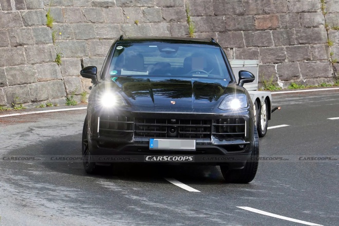 Lộ ảnh Porsche Cayenne mới: Vẫn giữ động cơ xăng, có chi tiết giống 911 GTS thế hệ mới nhất tại Việt Nam, ra mắt năm 2027- Ảnh 4. Lộ ảnh Porsche Cayenne mới: Vẫn giữ động cơ xăng, có chi tiết giống 911 GTS thế hệ mới nhất tại Việt Nam, ra mắt năm 2027- Ảnh 4.