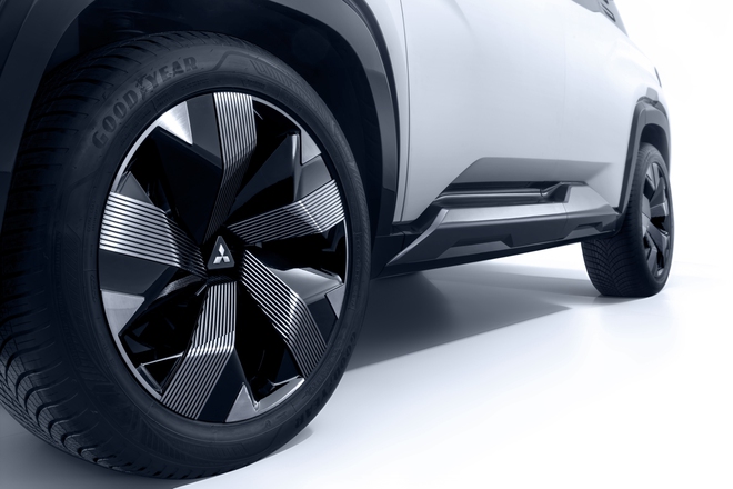 Mitsubishi DST Concept ra mắt Việt Nam: Mẫu xe 7 chỗ mới dễ thay thế Outlander, nhiều điểm giống Xforce, có ADAS- Ảnh 15. Mitsubishi DST Concept ra mắt Việt Nam: Mẫu xe 7 chỗ mới dễ thay thế Outlander, nhiều điểm giống Xforce, có ADAS- Ảnh 15.
