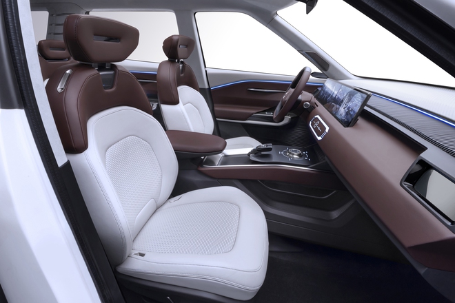 Mitsubishi DST Concept ra mắt Việt Nam: Mẫu xe 7 chỗ mới dễ thay thế Outlander, nhiều điểm giống Xforce, có ADAS- Ảnh 20. Mitsubishi DST Concept ra mắt Việt Nam: Mẫu xe 7 chỗ mới dễ thay thế Outlander, nhiều điểm giống Xforce, có ADAS- Ảnh 20.