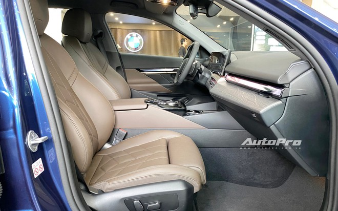 Bỏ qua bộ mâm bị CĐM 'mổ xẻ' nhiều, BMW 520i giá 2,589 tỷ đồng có nhiều 'option' rất xịn: ADAS, camera 360 chỉ là một phần- Ảnh 14. Bỏ qua bộ mâm bị CĐM 'mổ xẻ' nhiều, BMW 520i giá 2,589 tỷ đồng có nhiều 'option' rất xịn: ADAS, camera 360 chỉ là một phần- Ảnh 14.