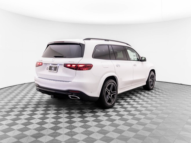 Lộ trang bị Mercedes-Benz GLS 2025 ra mắt Việt Nam tháng sau: Giá dự kiến 5,7 tỷ đồng, bổ sung ADAS, động cơ nâng cấp nhẹ- Ảnh 5. Lộ trang bị Mercedes-Benz GLS 2025 ra mắt Việt Nam tháng sau: Giá dự kiến 5,7 tỷ đồng, bổ sung ADAS, động cơ nâng cấp nhẹ- Ảnh 5.