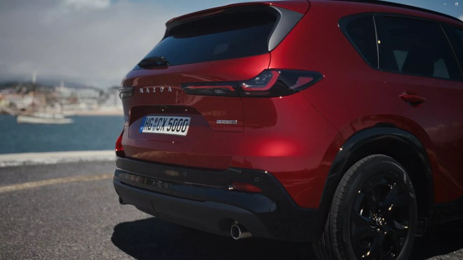 Mazda CX-5 2025 ra mắt: Nội thất mới hoàn toàn, màn hình lớn, ít phím bấm, 'úp mở' bản hybrid gây bất ngờ- Ảnh 10. Mazda CX-5 2025 ra mắt: Nội thất mới hoàn toàn, màn hình lớn, ít phím bấm, 'úp mở' bản hybrid gây bất ngờ- Ảnh 10.