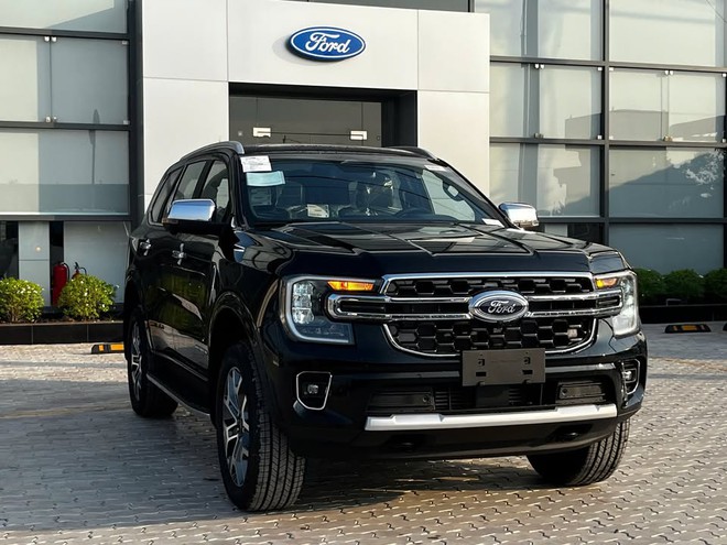 Diễn viên Bình An sắm Ford Everest dù đã dùng đủ 'Bim Mẹc', vừa nhận xe đã 'độ' ngay một chi tiết kiểu Raptor- Ảnh 3.