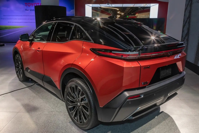 Subaru Uncharted - SUV hoàn toàn mới có hình ảnh chính thức đầu tiên: Dễ nhỏ như Yaris Cross, dùng công nghệ Toyota, chạy điện- Ảnh 6. Subaru Uncharted - SUV hoàn toàn mới có hình ảnh chính thức đầu tiên: Dễ nhỏ như Yaris Cross, dùng công nghệ Toyota, chạy điện- Ảnh 6.