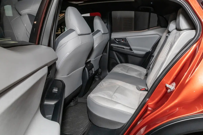 Subaru Uncharted - SUV hoàn toàn mới có hình ảnh chính thức đầu tiên: Dễ nhỏ như Yaris Cross, dùng công nghệ Toyota, chạy điện- Ảnh 8. Subaru Uncharted - SUV hoàn toàn mới có hình ảnh chính thức đầu tiên: Dễ nhỏ như Yaris Cross, dùng công nghệ Toyota, chạy điện- Ảnh 8.