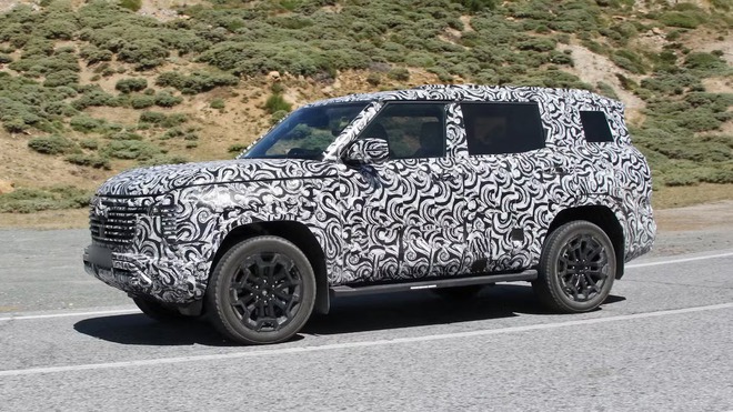 SUV đồn đoán là Mitsubishi Pajero đời mới này có dáng như Destinator sắp về Việt Nam, có thể ra mắt ngay năm nay- Ảnh 4. SUV đồn đoán là Mitsubishi Pajero đời mới này có dáng như Destinator sắp về Việt Nam, có thể ra mắt ngay năm nay- Ảnh 4.