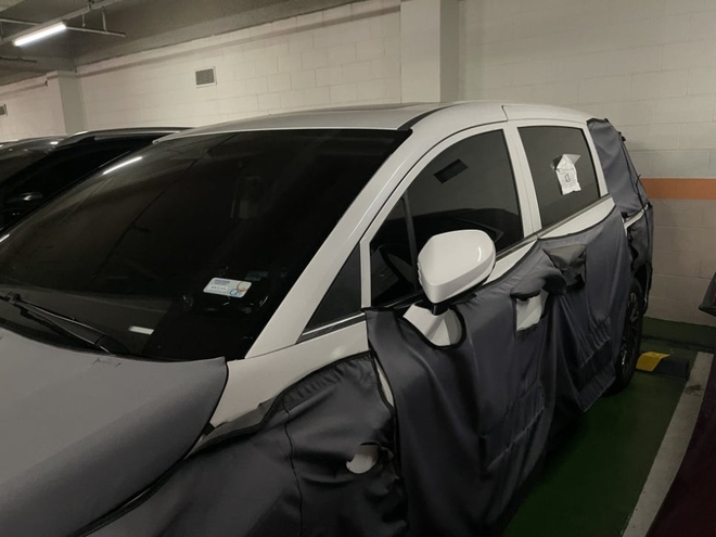 'Bắt gặp' Hyundai Custin facelift: Trông bề thế hơn nhờ lấy nét của Palisade, địa điểm xuất hiện gây bất ngờ- Ảnh 5. 'Bắt gặp' Hyundai Custin facelift: Trông bề thế hơn nhờ lấy nét của Palisade, địa điểm xuất hiện gây bất ngờ- Ảnh 5.