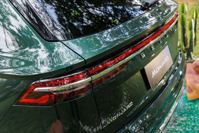 Chi tiết Geely Monjaro ra mắt Việt Nam: Chốt giá cao nhất gần 1,2 tỷ đấu Santa Fe, có bản hybrid, ADAS- Ảnh 13. Chi tiết Geely Monjaro ra mắt Việt Nam: Chốt giá cao nhất gần 1,2 tỷ đấu Santa Fe, có bản hybrid, ADAS- Ảnh 13.
