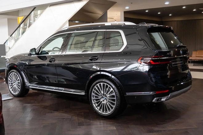 BMW X7 2025 dễ về Việt Nam năm nay với 'full' ADAS cạnh tranh GLS, mẫu hiện bán giảm giá còn chỉ hơn 4,7 tỷ đồng- Ảnh 7. BMW X7 2025 dễ về Việt Nam năm nay với 'full' ADAS cạnh tranh GLS, mẫu hiện bán giảm giá còn chỉ hơn 4,7 tỷ đồng- Ảnh 7.