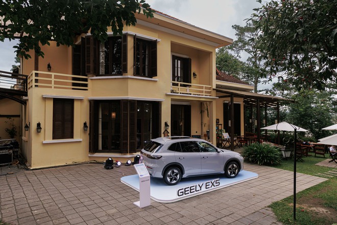 Geely EX5 ra mắt tại Việt Nam: Hai bản, giá từ 839 triệu đồng, 495km/sạc, có ADAS- Ảnh 19. Geely EX5 ra mắt tại Việt Nam: Hai bản, giá từ 839 triệu đồng, 495km/sạc, có ADAS- Ảnh 19.